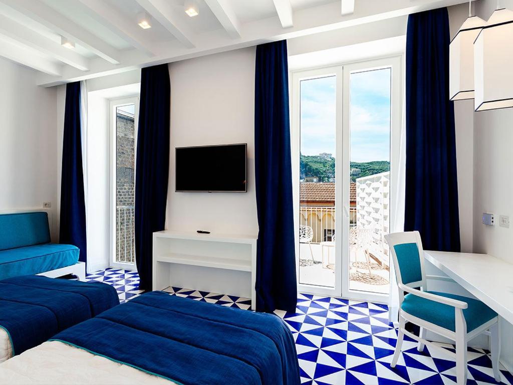 Maison Blu - Intimate Guesthouse Сорренто Экстерьер фото