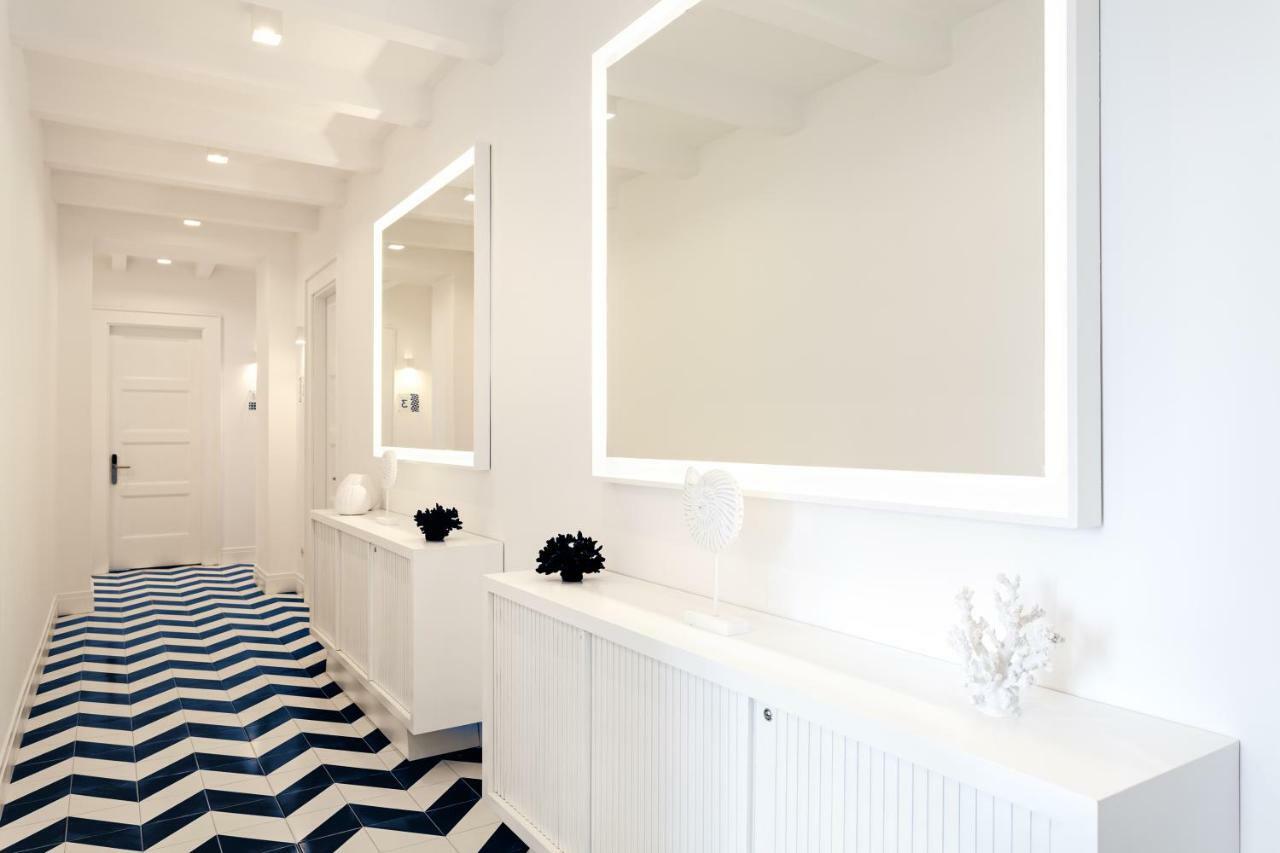 Maison Blu - Intimate Guesthouse Сорренто Экстерьер фото