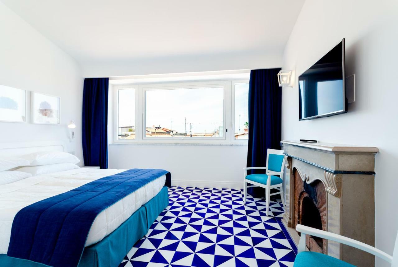 Maison Blu - Intimate Guesthouse Сорренто Экстерьер фото